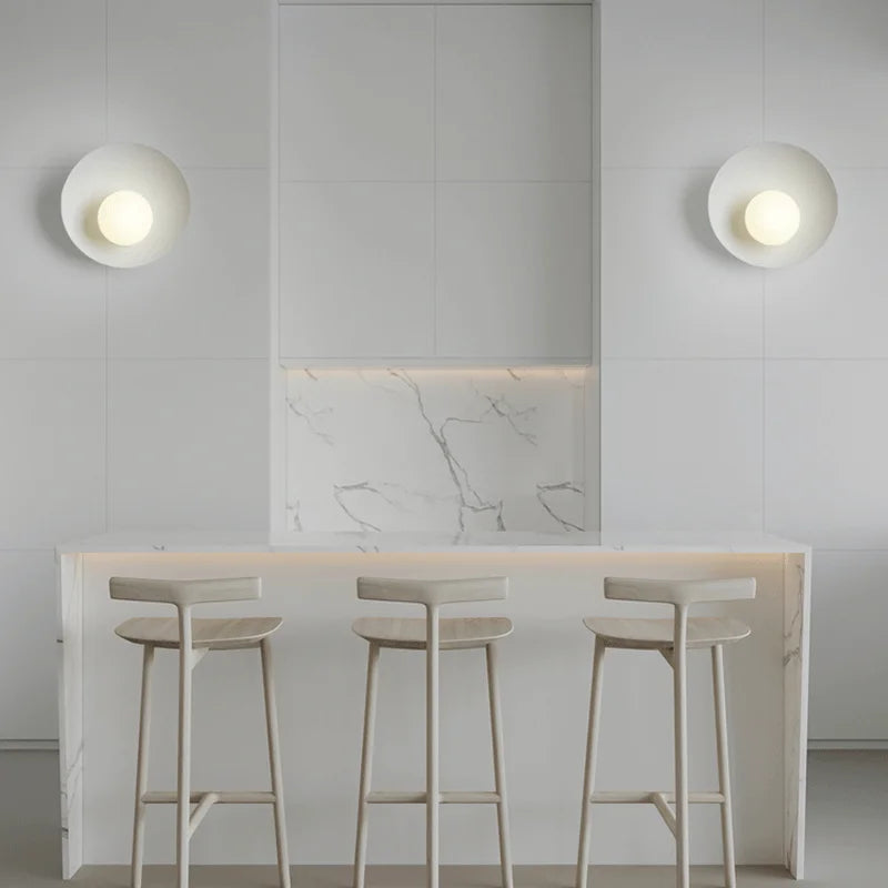 MinimalGlow - Slank Væglampe med LED-teknologi