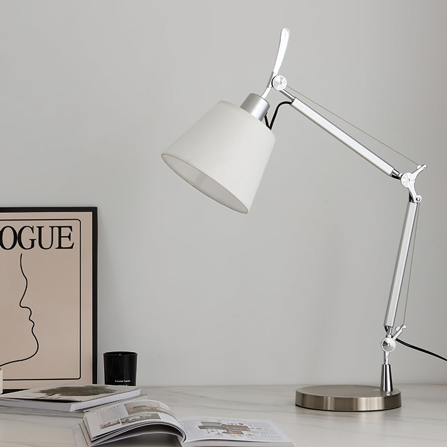 ModernLite - Klassisk Bordlampe