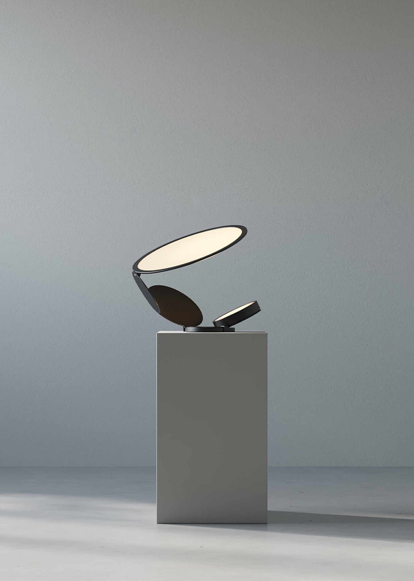 LightSlice - Stilfuld bordlampe med subtile snitdetaljer