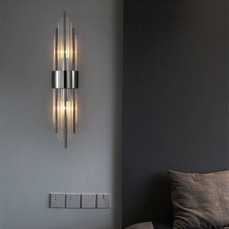 RadiantLux - Guld Krystal Væglampe med Bæredygtigt Design