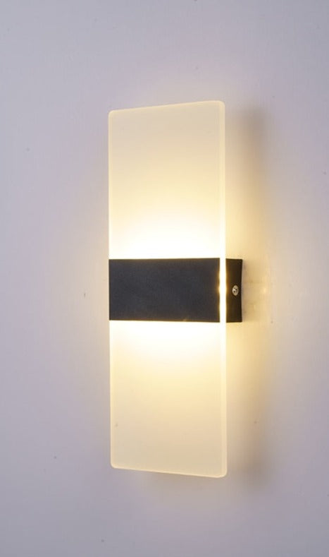 PureBeam - Lampe murale élégante pour chambre