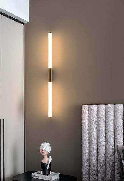 GleamBar - Minimalistisk væglampe i form af en guldbjælke