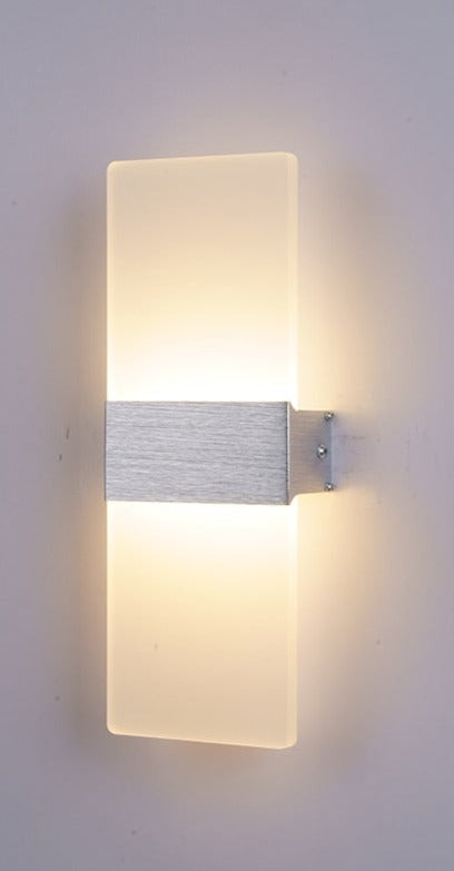 PureBeam - Lampe murale élégante pour chambre