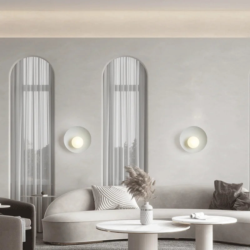 MinimalGlow - Slank Væglampe med LED-teknologi