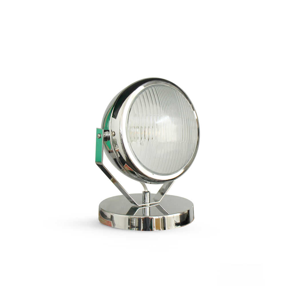 ChromeLuxe – Moderne bordlampe i metal og glas