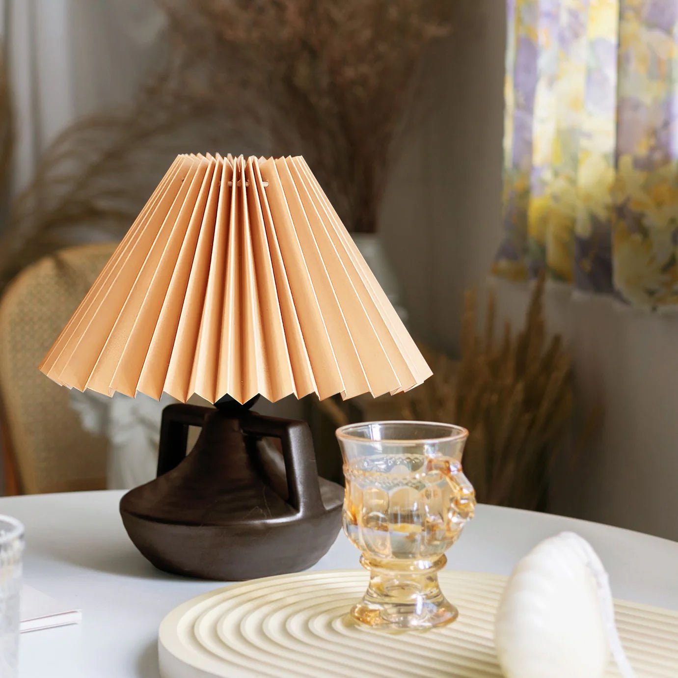 NaviaGlow - Table Lamp with Pleated Shade and Soft Light Diffusion