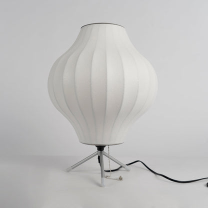 NelsonGlow - Tripod Table Lamp