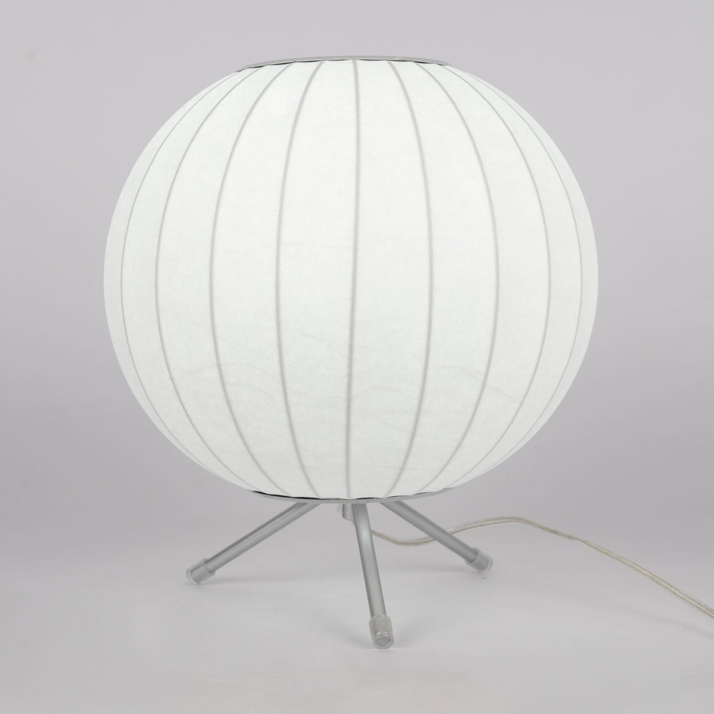 NelsonGlow - Tripod Table Lamp