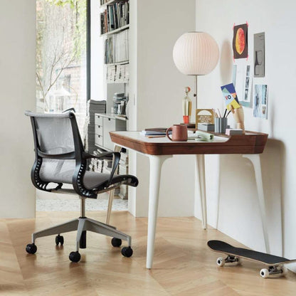 NelsonGlow - Classic Table Lamp with Steel Base