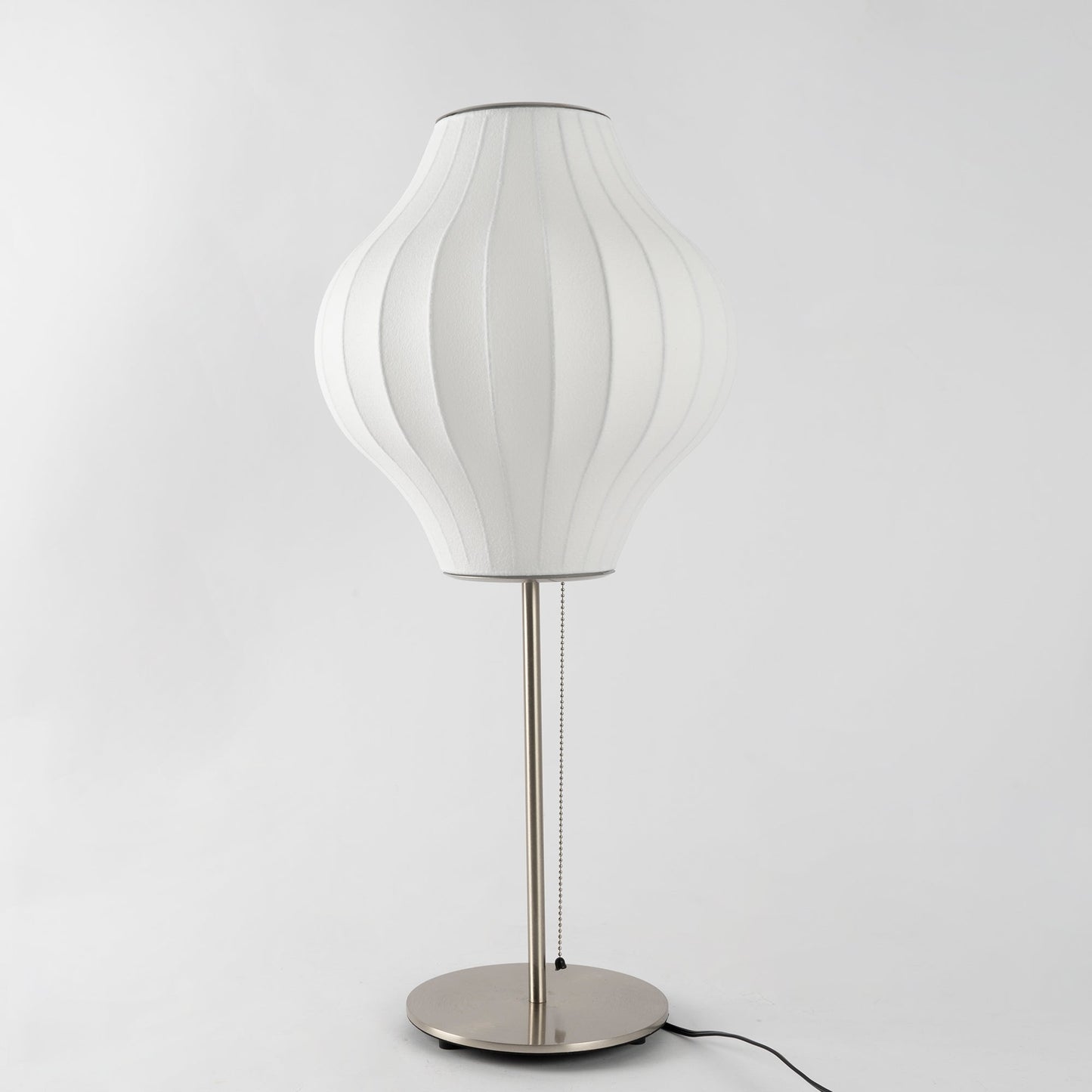 NelsonGlow - Classic Table Lamp with Steel Base