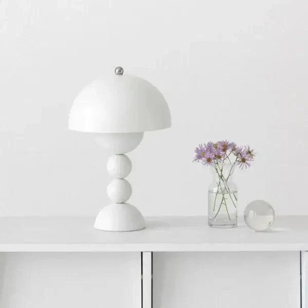 FlowerGlow - Skandinavisk Bordlampe