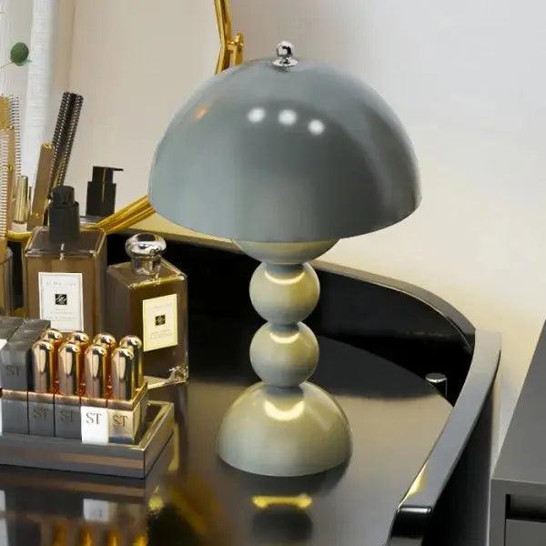 FlowerGlow - Skandinavisk Bordlampe