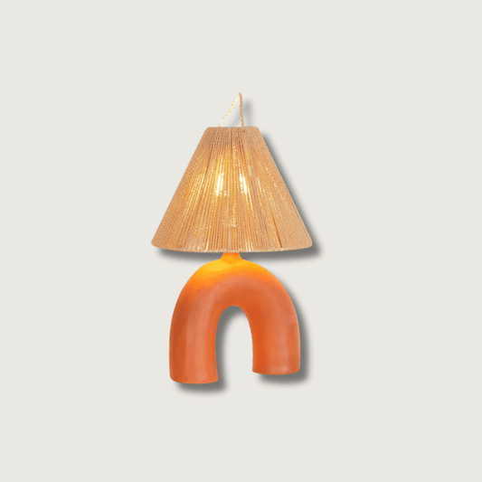 LuxeVolta - Tischlampe mit schlanker Basis und elektrischem Antrieb