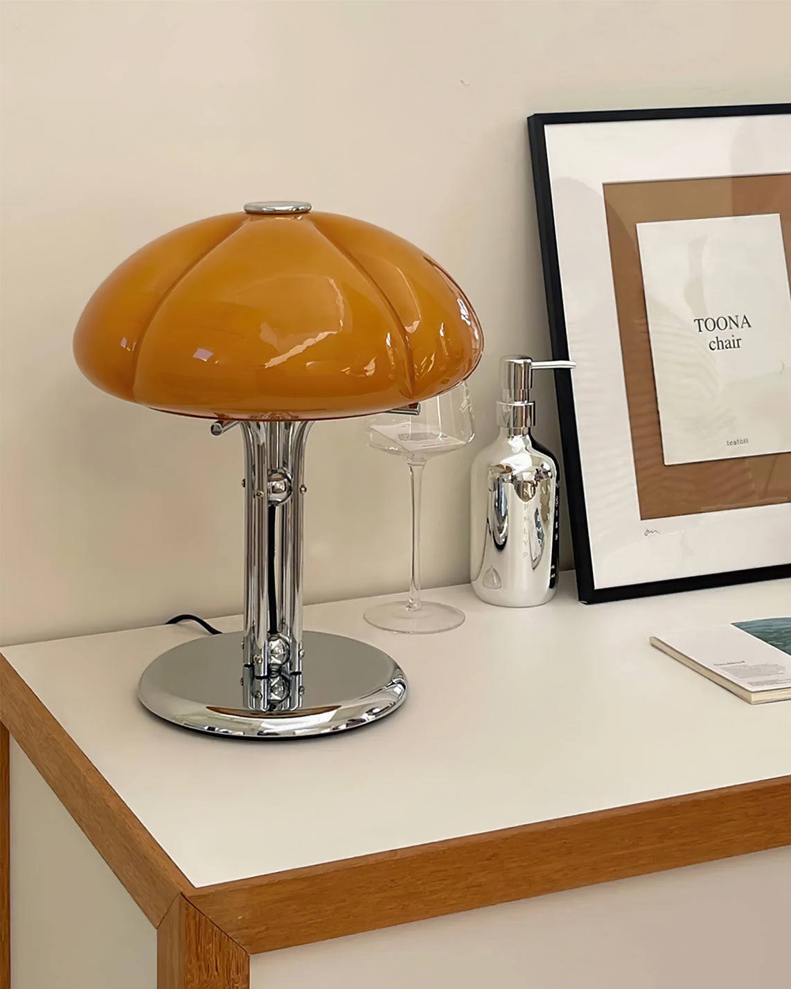 OrangeCurve - Moderne Glas Bordlampe