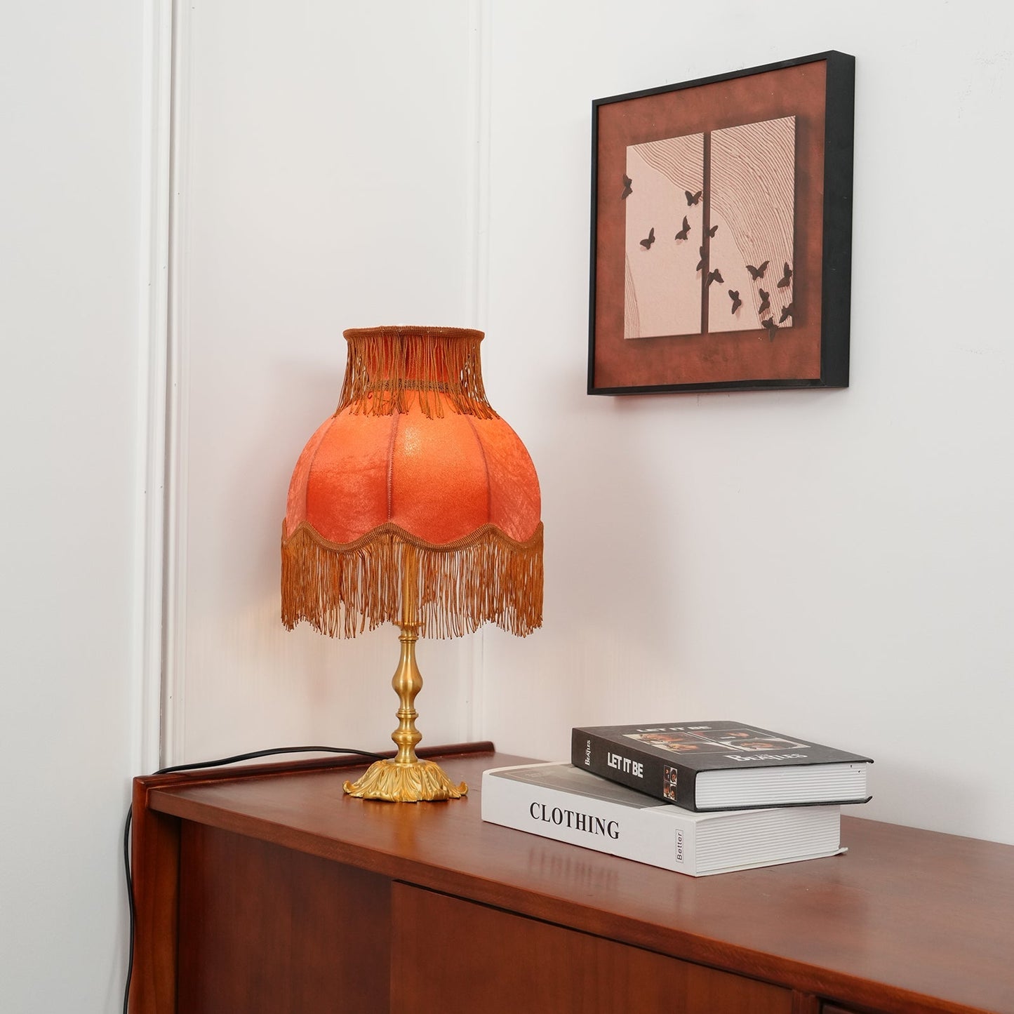 ChicTassel - Moderne bordlampe i messing til en varm atmosfære