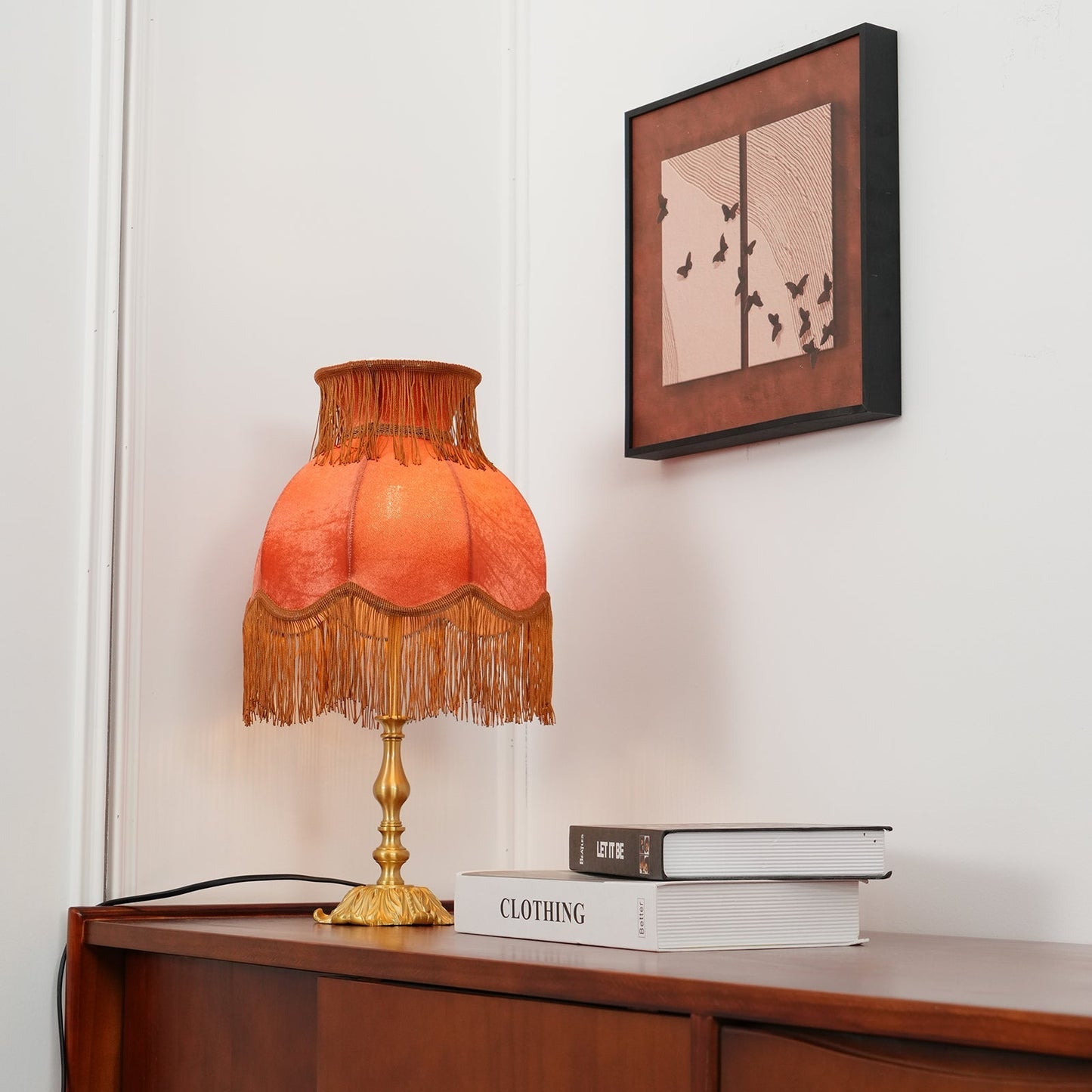 ChicTassel - Moderne bordlampe i messing til en varm atmosfære