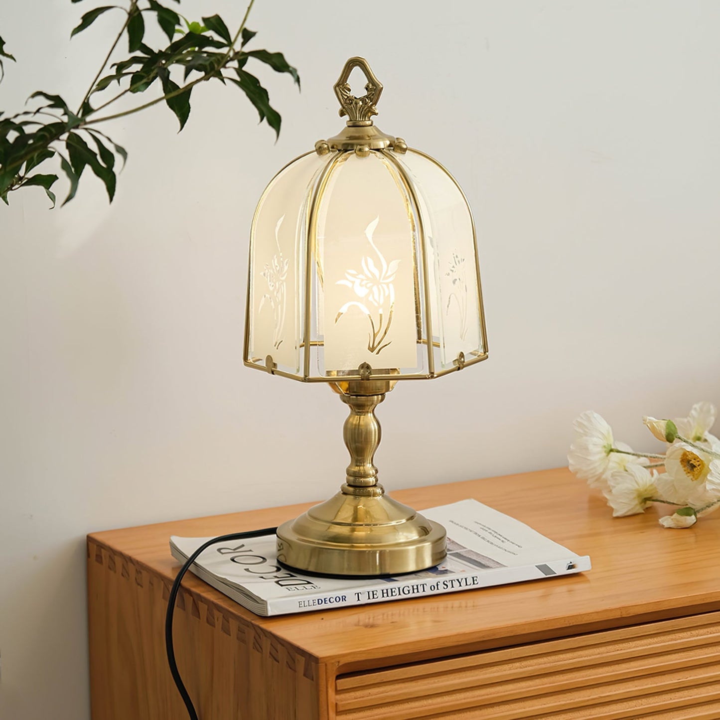 OrchidRadiance - Glass Table Lamp