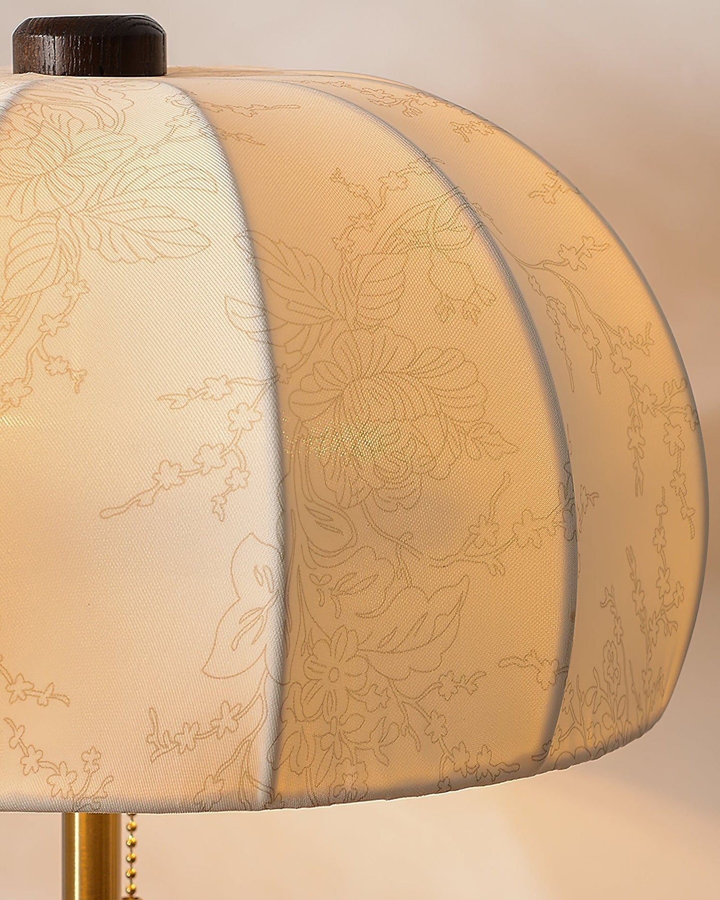 OrchidLite - Stilfuld Bordlampe med Moderne Stoffront
