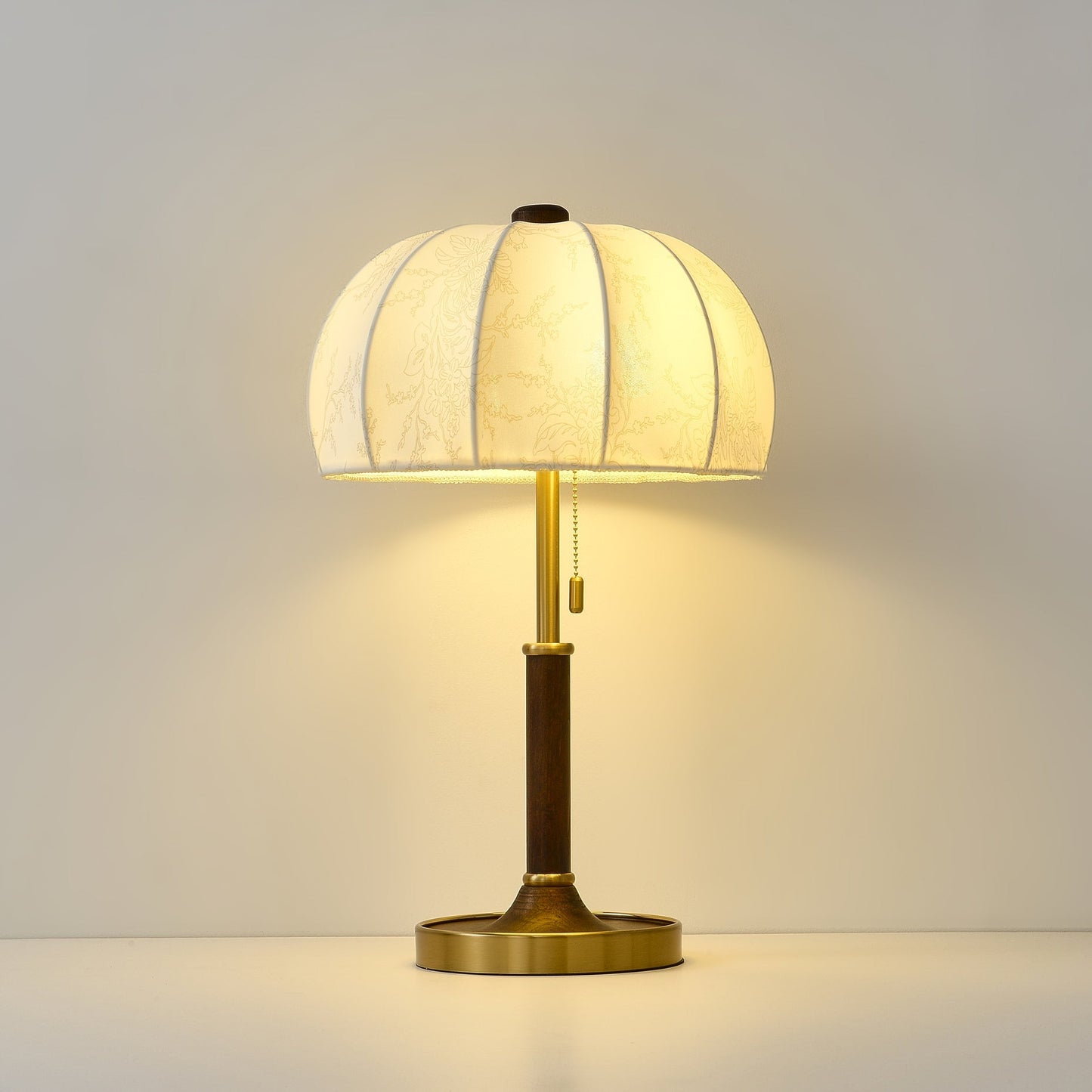 OrchidLite - Stilfuld Bordlampe med Moderne Stoffront