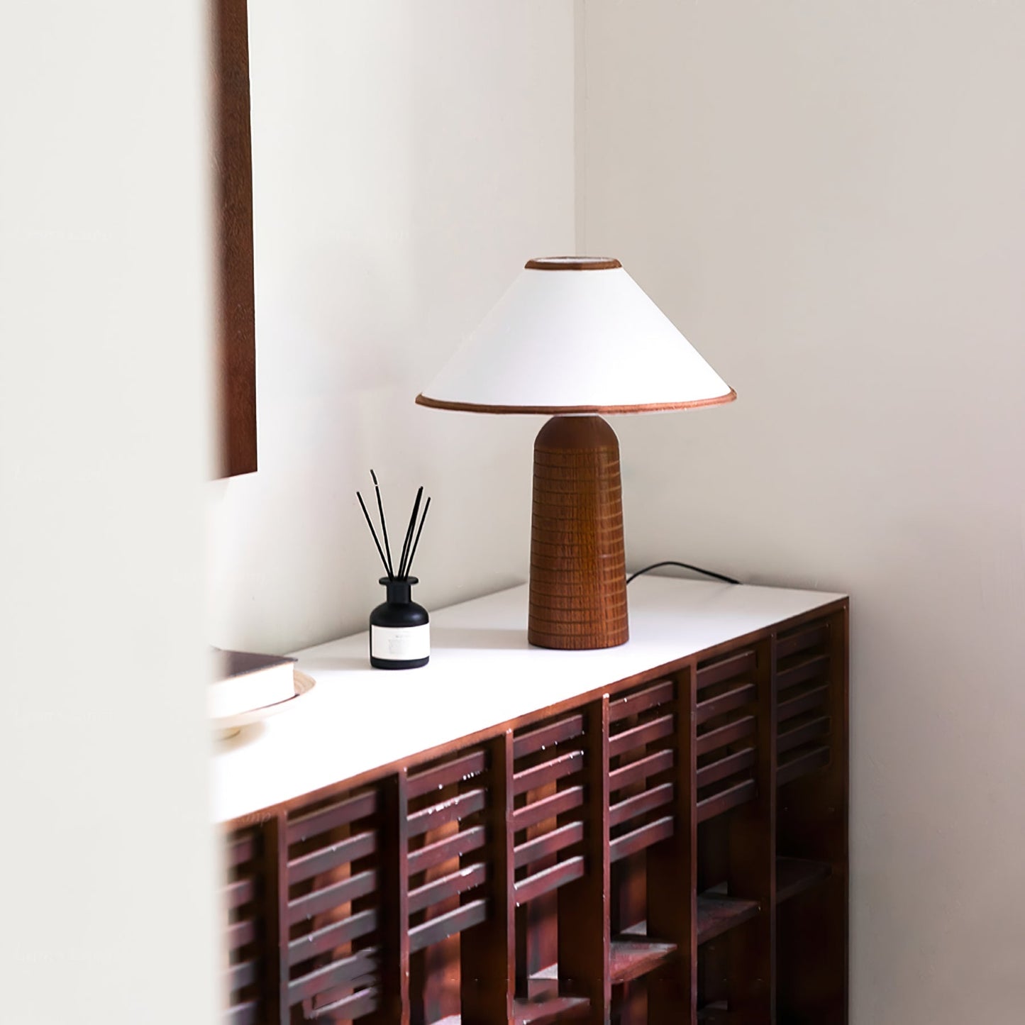 LichtPalisades - Elegant bordlampe med geometrisk design