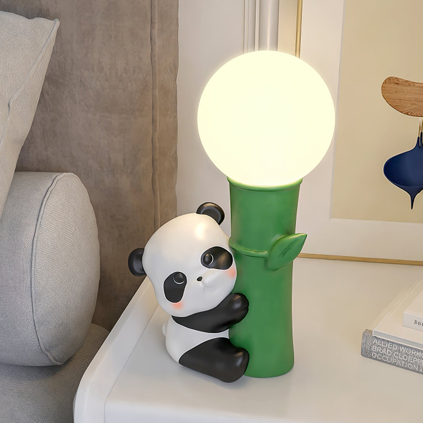 BambooGlow - Lampe de table avec éléments panda et lumière chaude en bambou