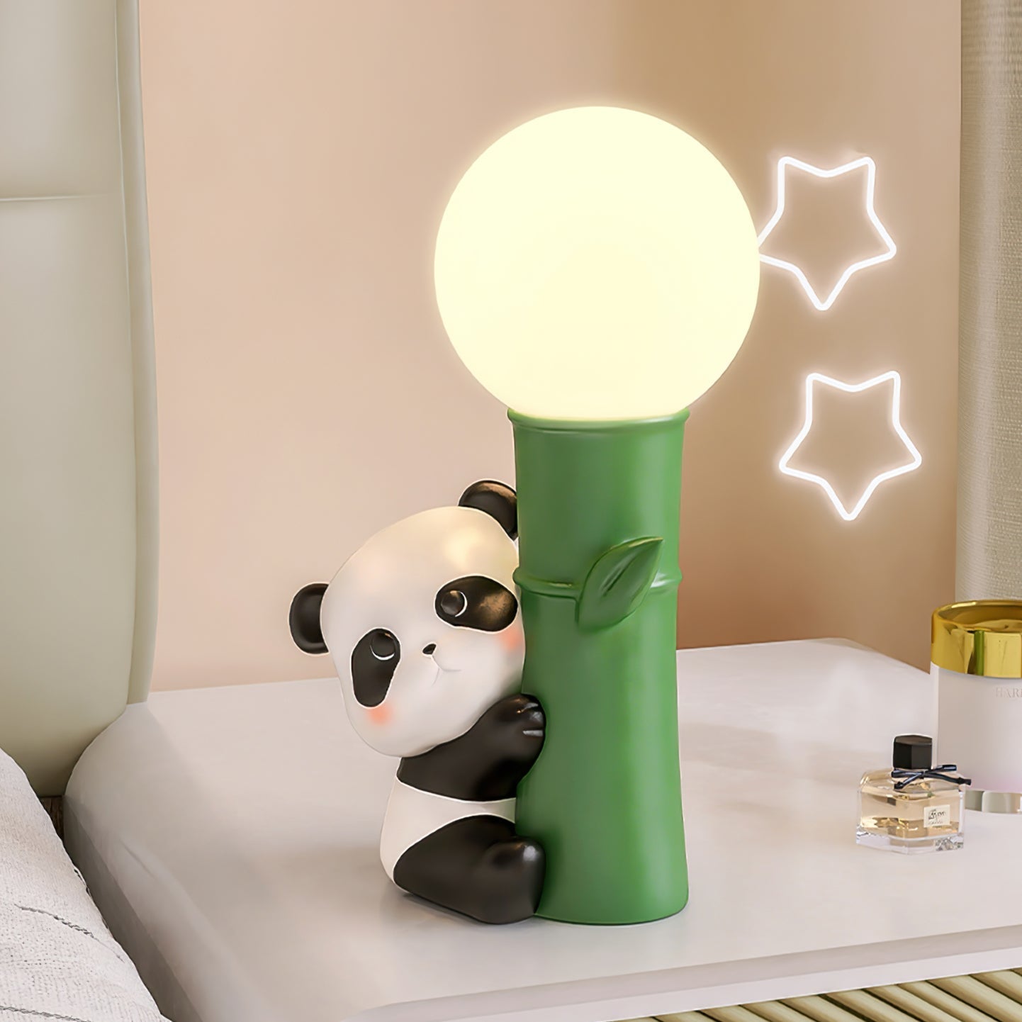 BambooGlow - Lampe de table avec éléments panda et lumière chaude en bambou