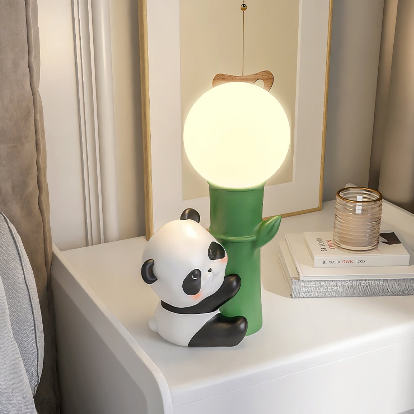 BambooGlow - Lampe de table avec éléments panda et lumière chaude en bambou