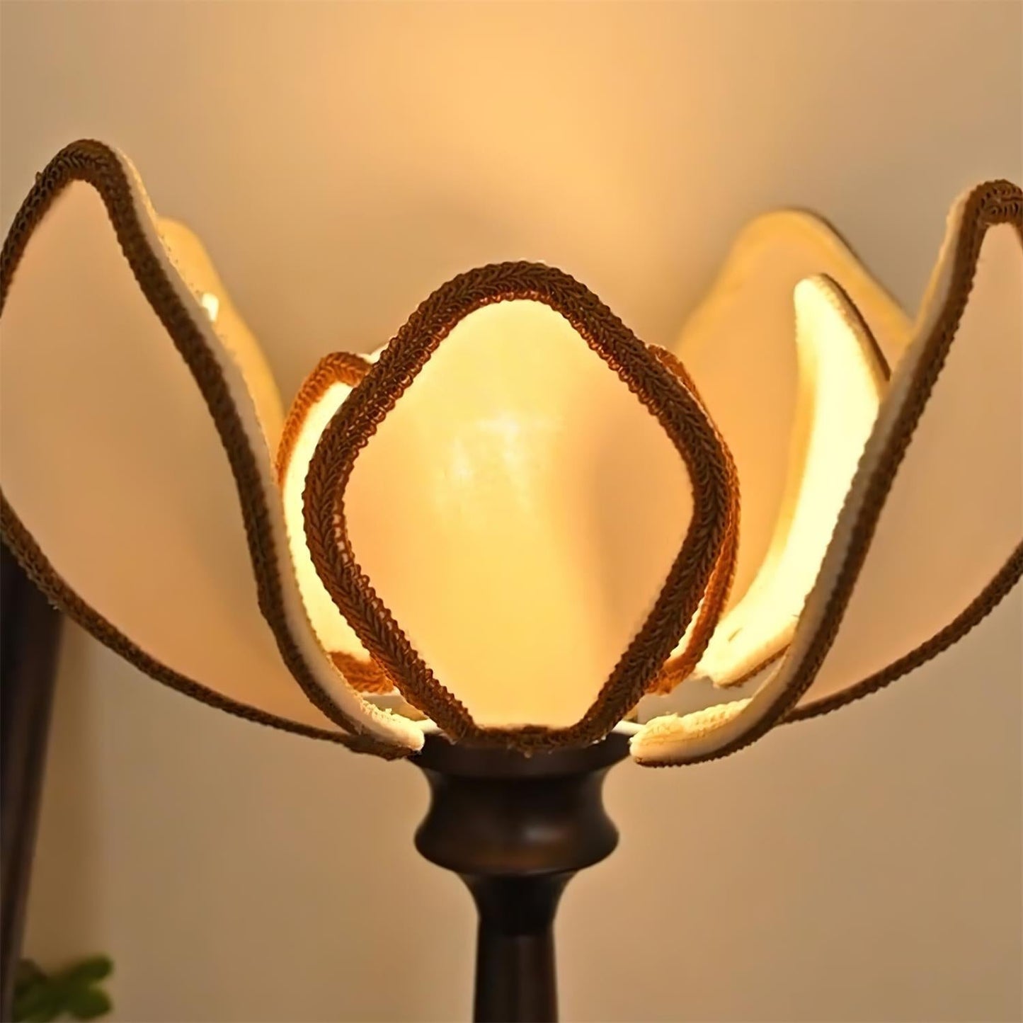PaulineGlow - Bordlampe