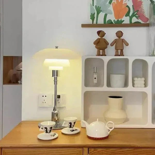 DiskLume - Metal Bordlampe med Lavt Design