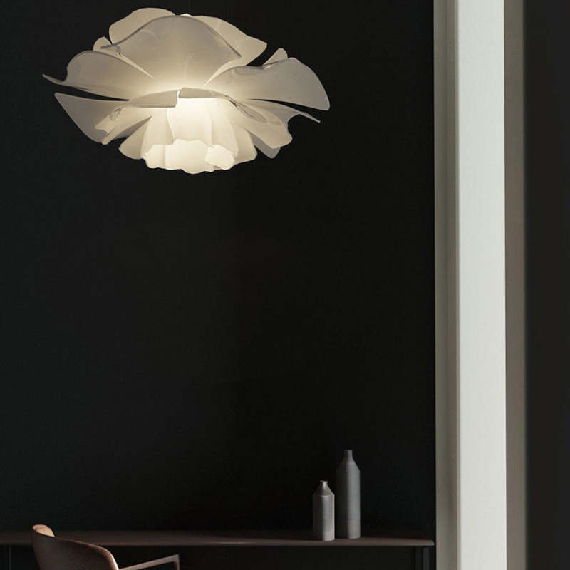 BellaGlow | Elegant White Flower Wall Lamp