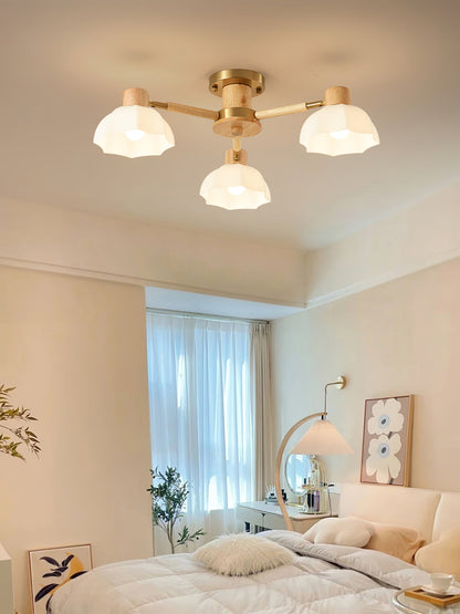 FloralLuxe - Deckenlampe mit Blumendesign und stimmungsvoller Beleuchtung