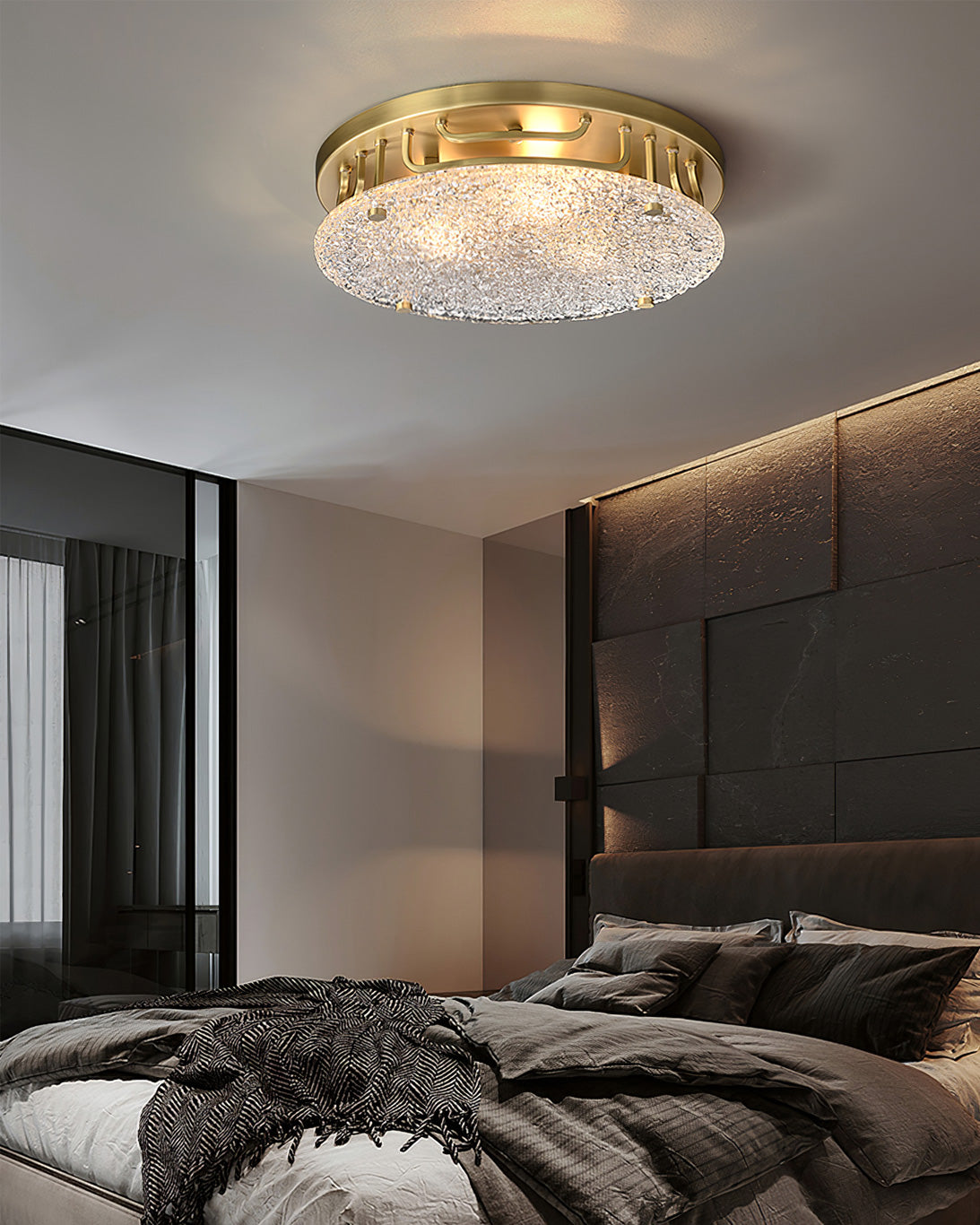 LuxeHolland - Ceiling Light with Minimalist and Atmospheric Design