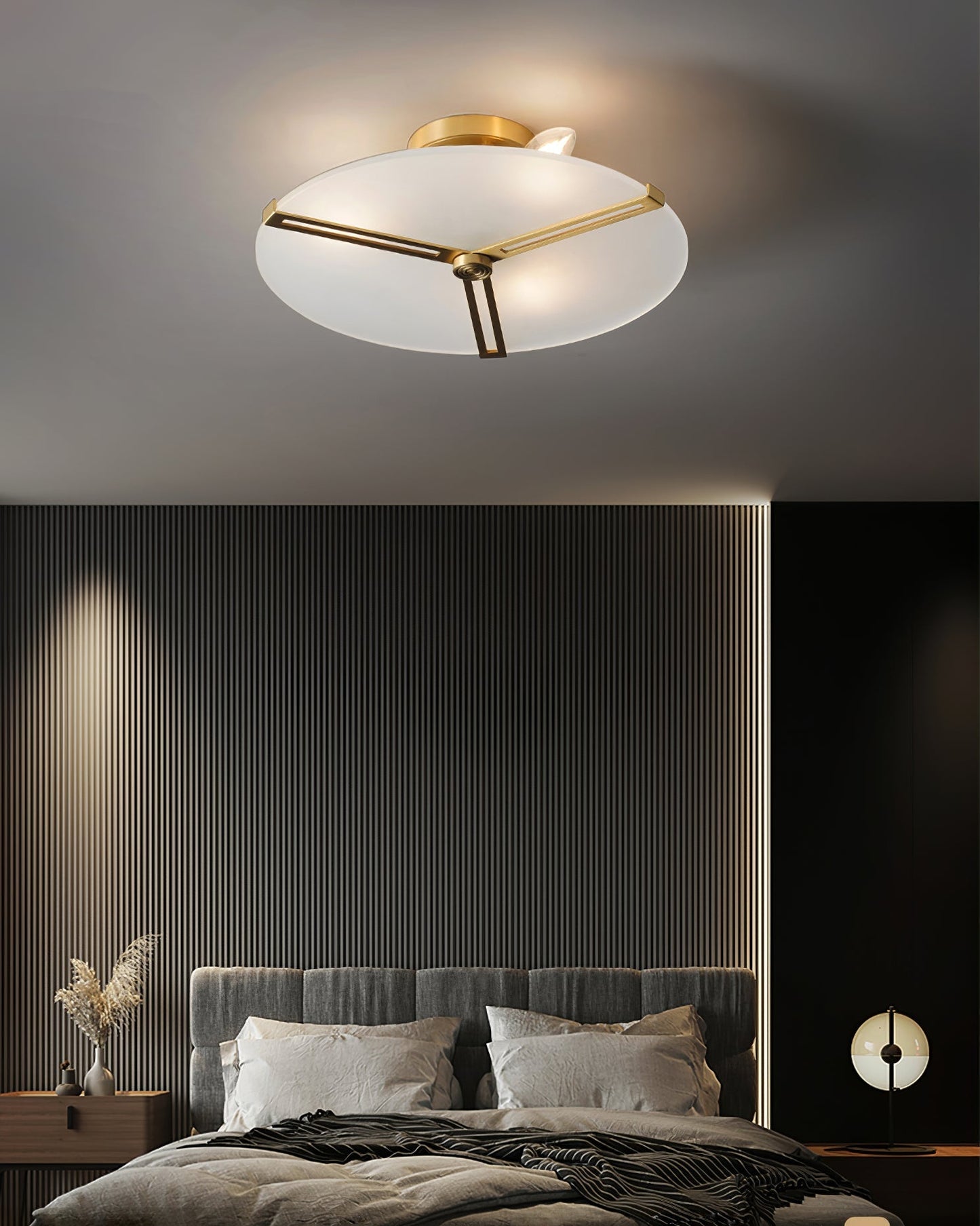 LuxeASO - Deckenlampe mit zeitgenössischem Design und subtiler Beleuchtung