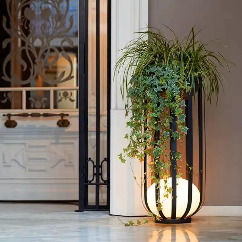 EcoBeam - Nachhaltige wasserdichte Gartenlampe mit Solar