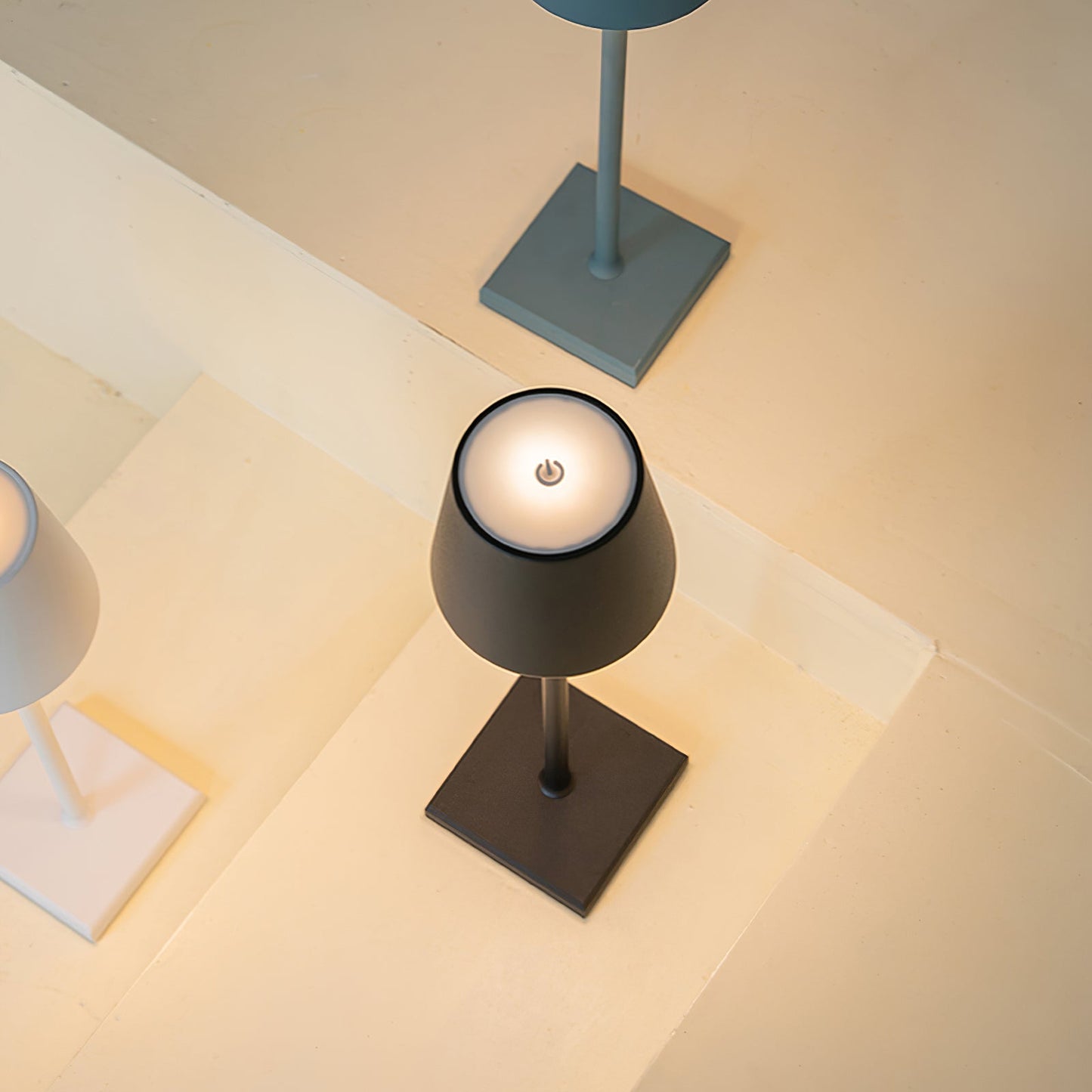 LumoPold - Rechargeable LED Table Lamp