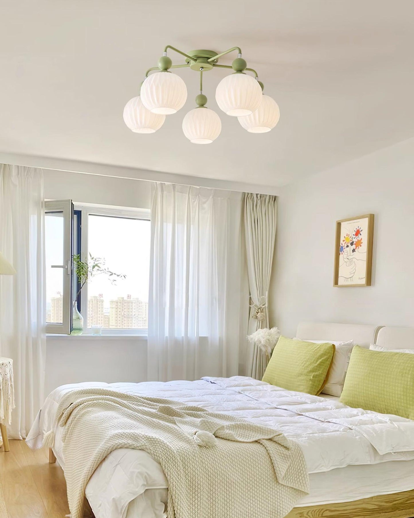 ReneeLuxe - Deckenleuchte mit luxuriösem Finish und atmosphärischem Leuchten