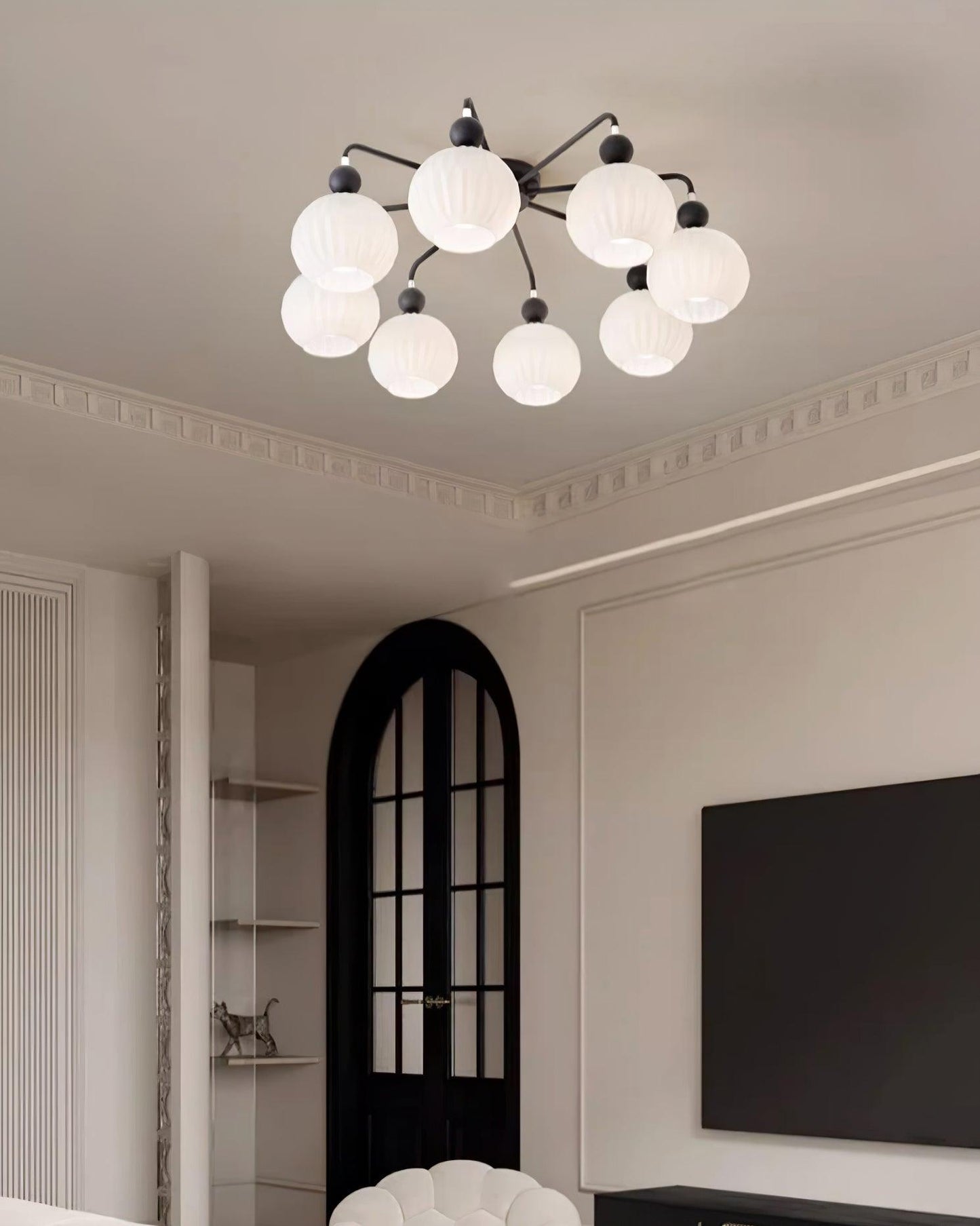ReneeLuxe - Deckenleuchte mit luxuriösem Finish und atmosphärischem Leuchten