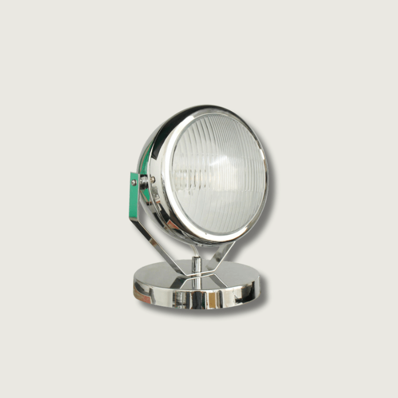 ChromeLuxe – Moderne bordlampe i metal og glas