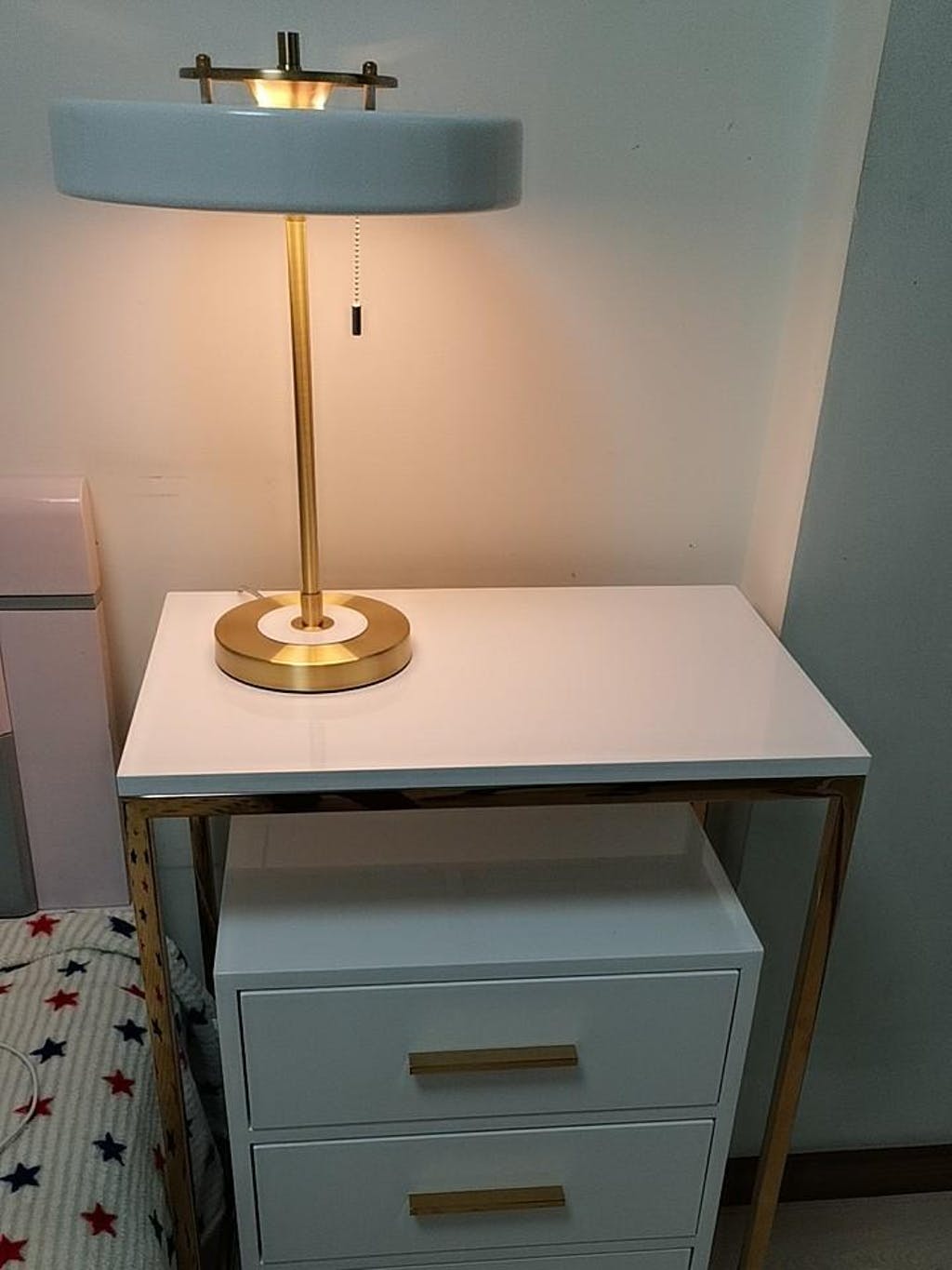 LuxeGlow - Spun Metal Table Lamp with Pull Cord Switch