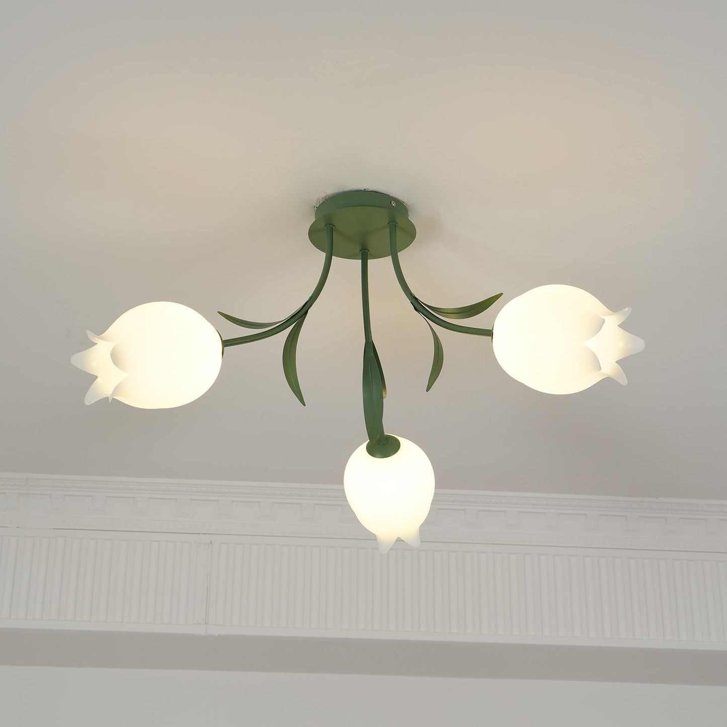 RickoLuxe - Ceiling Light with Elegant Design and Intimate Lighting