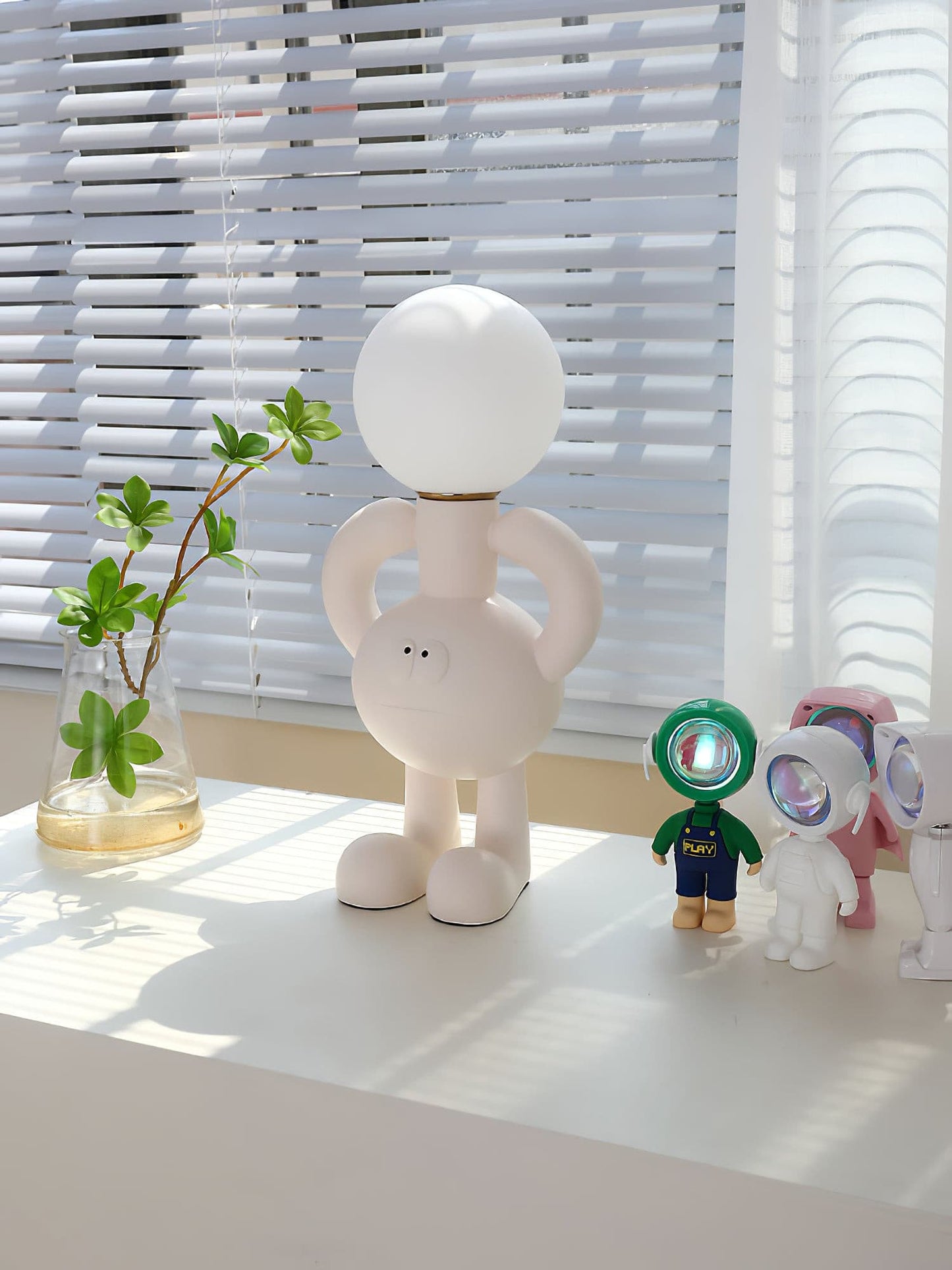 BotLuxe - Lampe de table avec design créatif de robot et lumière agréable