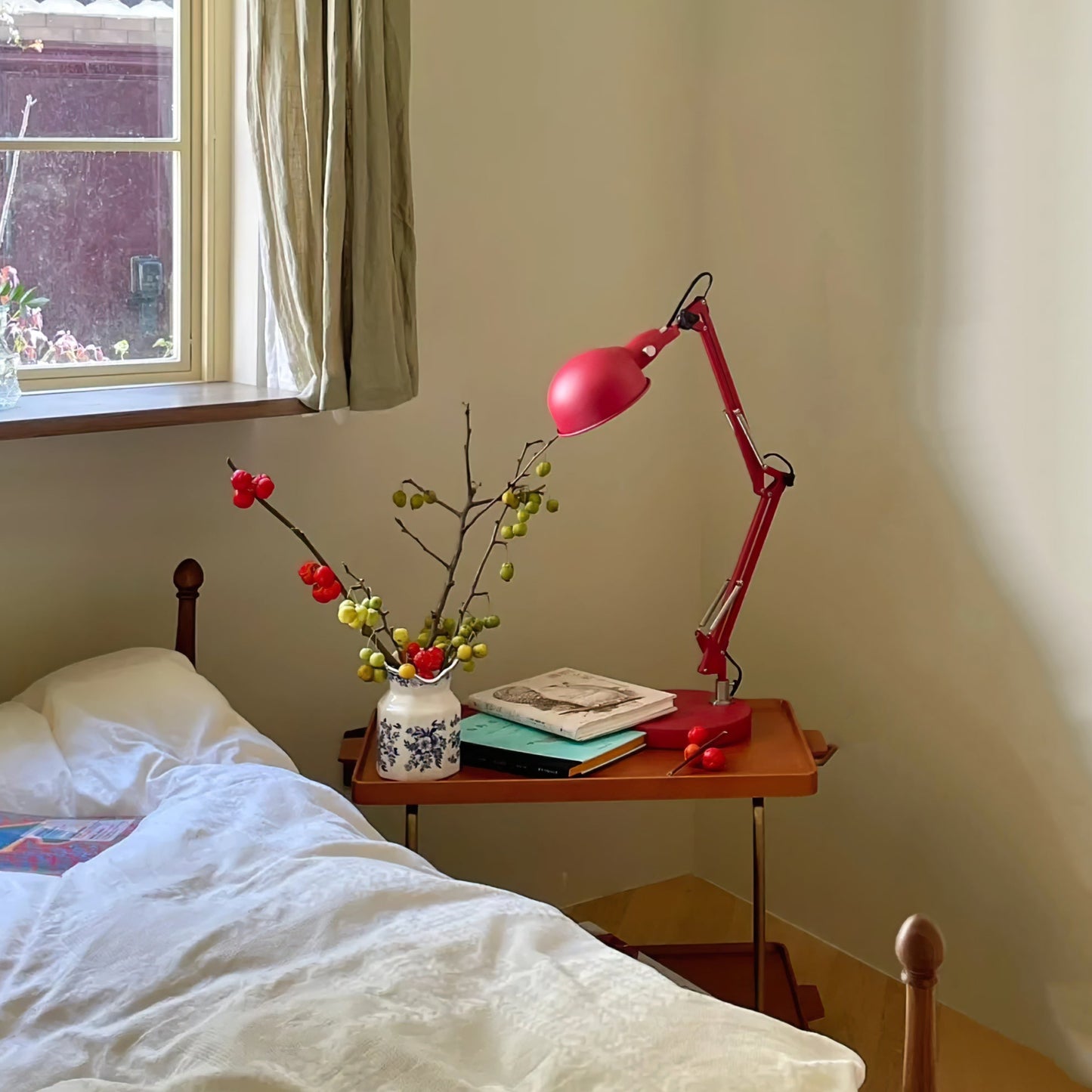 RedKaiser - Table Lamp