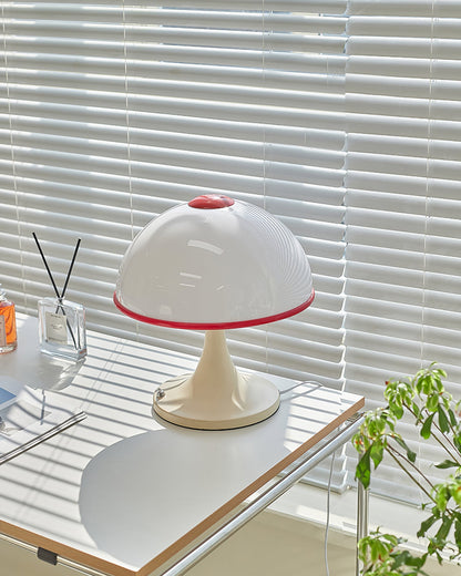Luxe Mushroom - Bordlampe med elegant fod og blød lysdiffusion