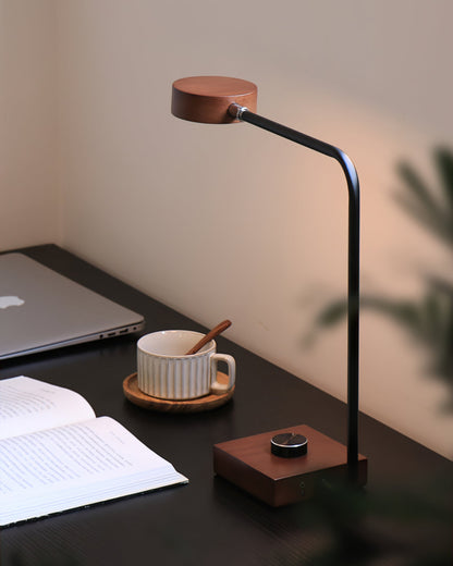RondoGlow - Bordlampe med slank, rund form og subtil belysning
