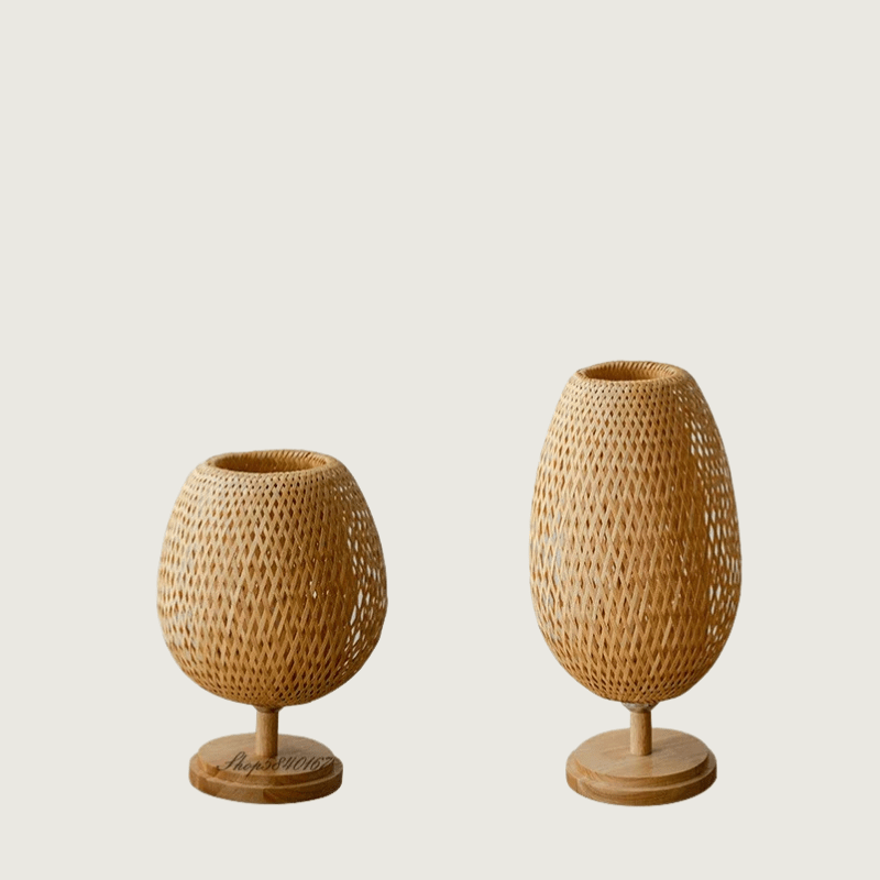 RusticGlow – Vintage bordlampe lavet af træ og metal