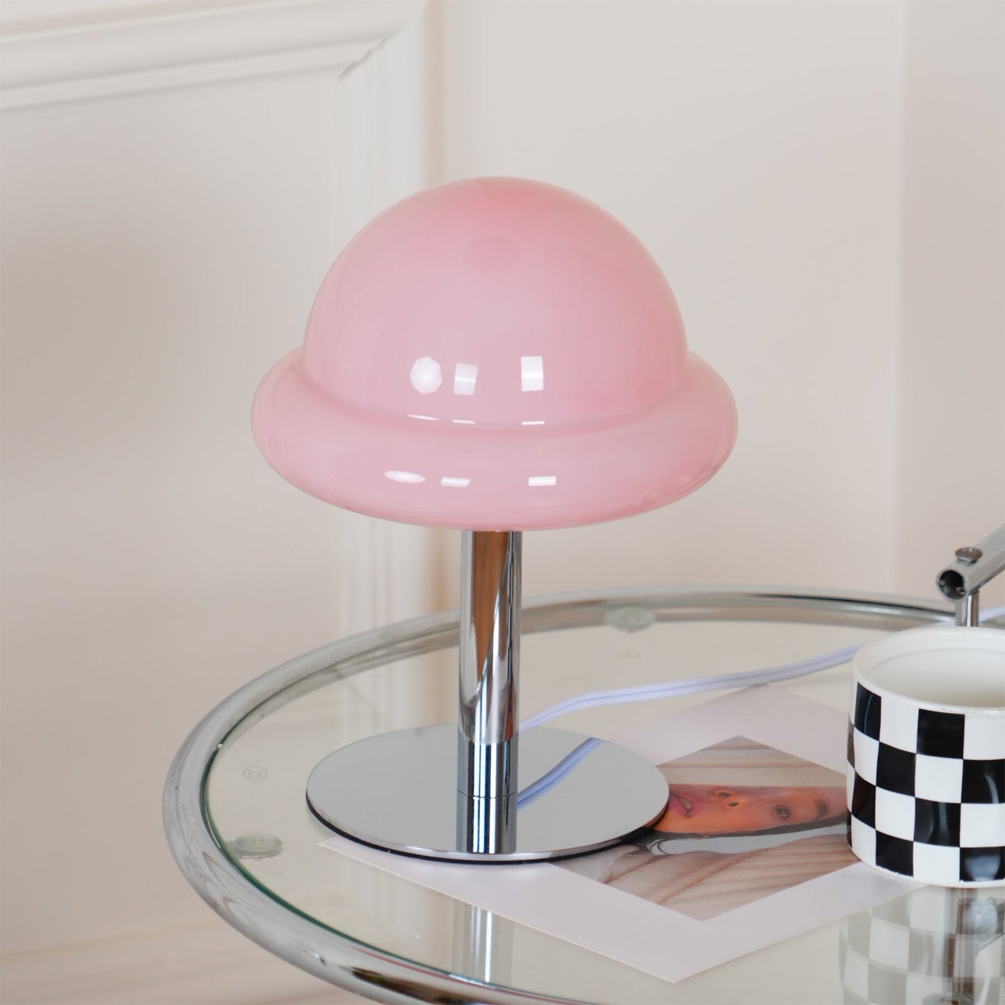 GalaxieGlow - Lampe de table avec finition métallique et thème spatial