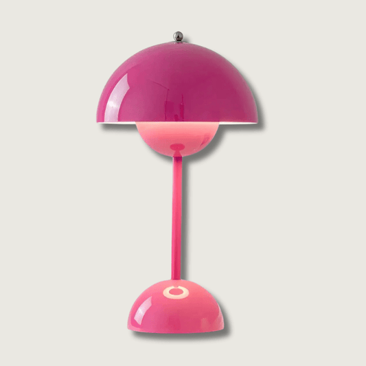 NordicaLight - Elegant Table Lamp