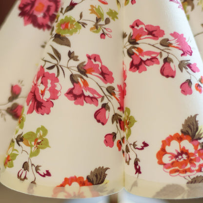 RosaCharme - Lampe de table au design nostalgique et éclairage chaleureux