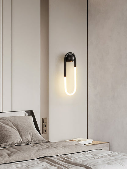 OvalGlow - Minimalistische Wandleuchte in Schwarz und Gold