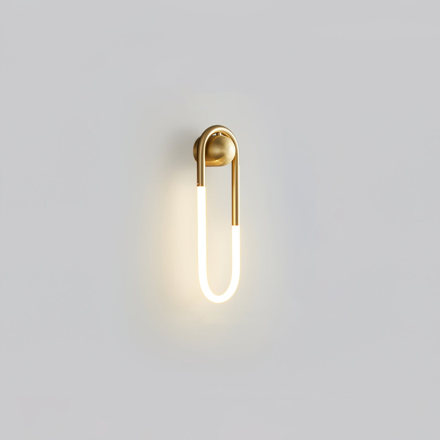 OvalGlow - Minimalistische Wandleuchte in Schwarz und Gold